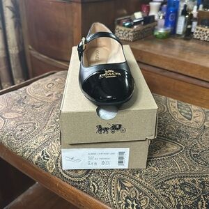 Coach Mary Jane size 6.5